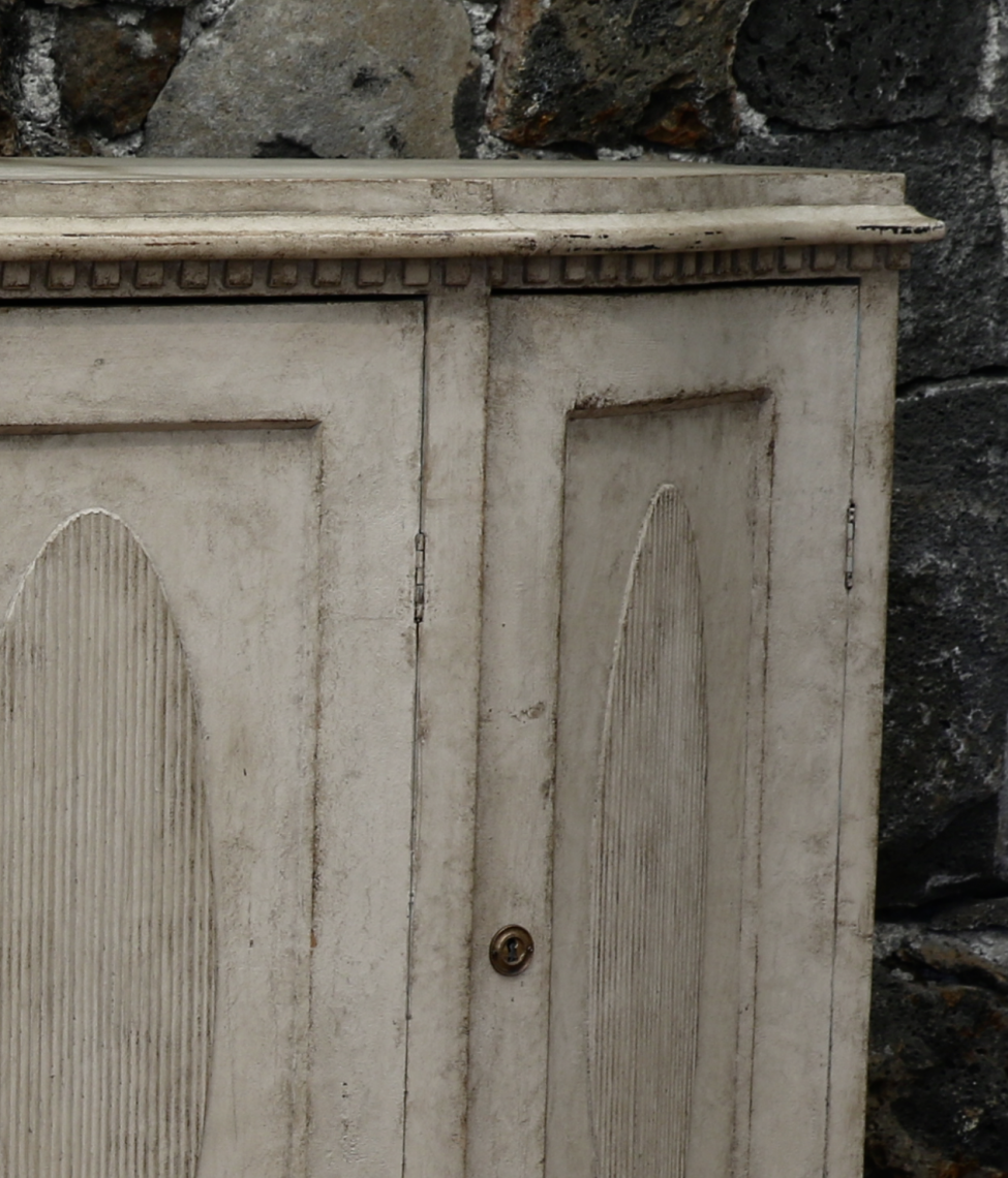 Gustavian Dresser Base